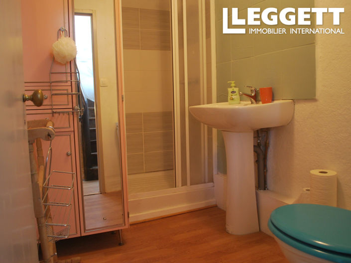 Image No.9-2 Bed House for sale