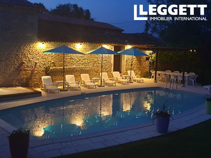 Image No.10-6 Bed House for sale