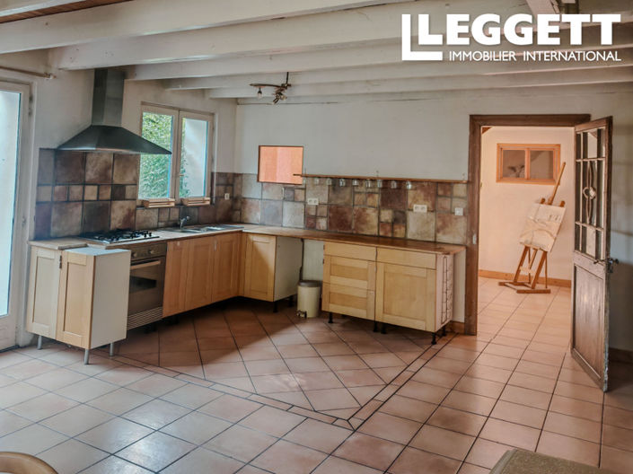 Image No.6-5 Bed House for sale