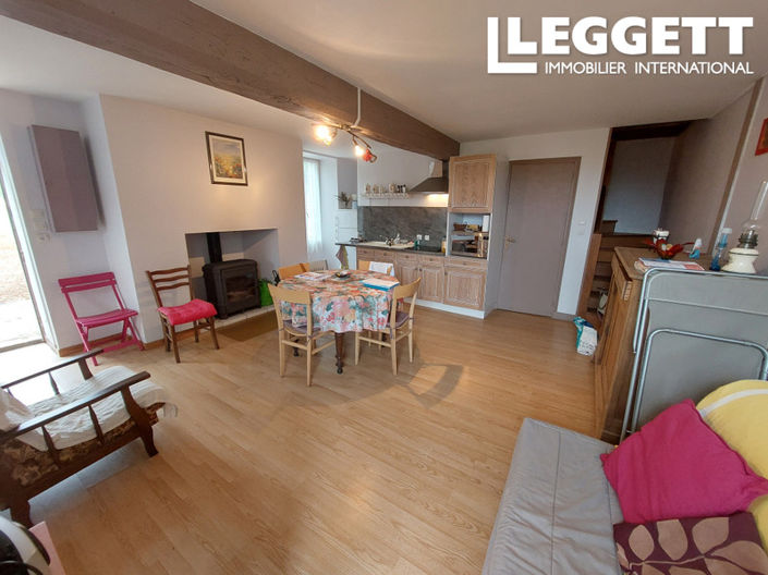 Image No.6-2 Bed House for sale