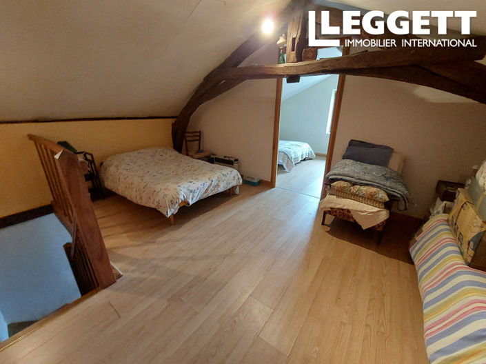 Image No.8-2 Bed House for sale