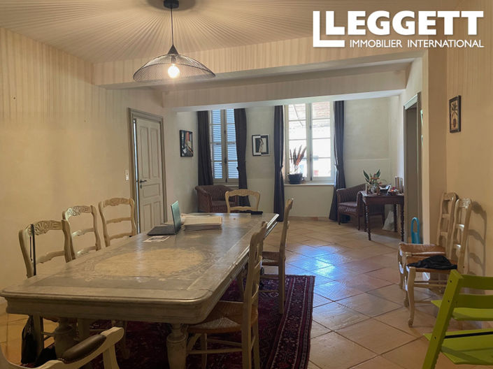 Image No.7-6 Bed House for sale