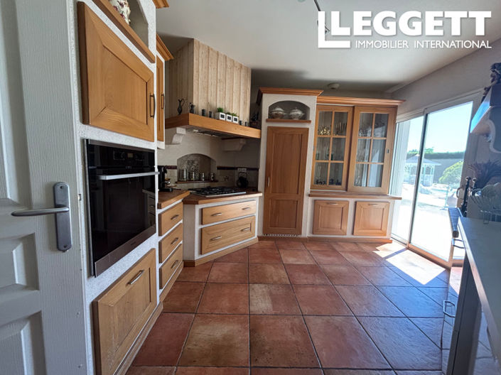 Image No.4-3 Bed House for sale