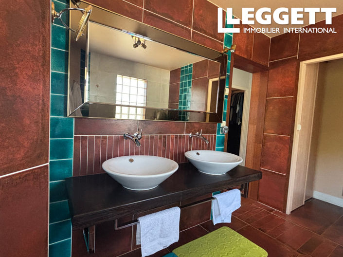 Image No.7-3 Bed House for sale