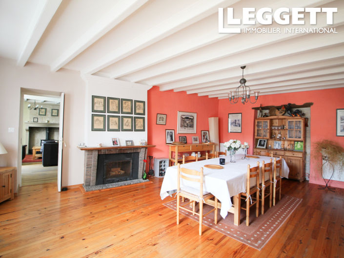 Image No.4-7 Bed House for sale