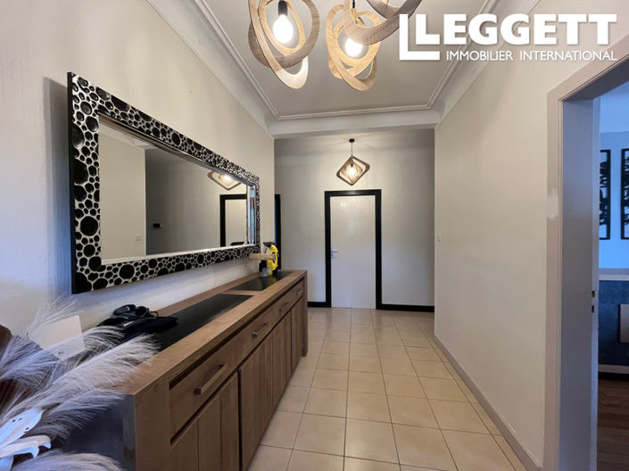 Image No.5-4 Bed House for sale