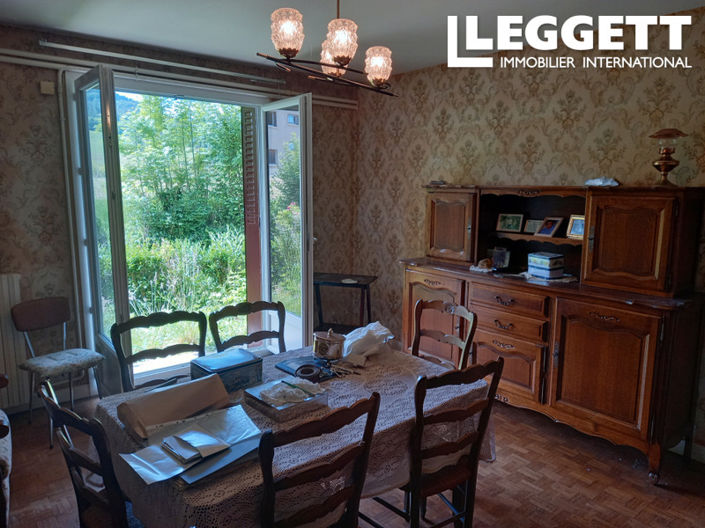 Image No.5-7 Bed House for sale