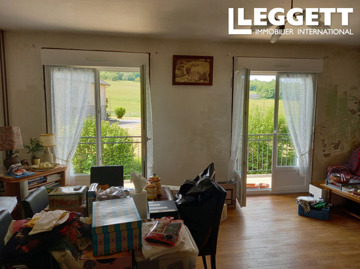 Image No.9-7 Bed House for sale