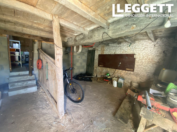 Image No.10-3 Bed House for sale