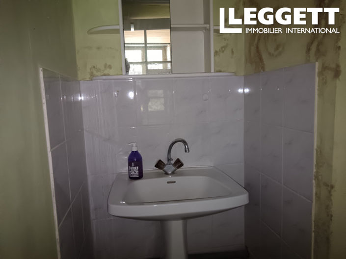 Image No.10-2 Bed House for sale