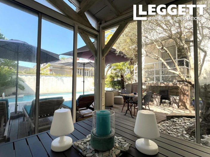 Image No.9-5 Bed House for sale