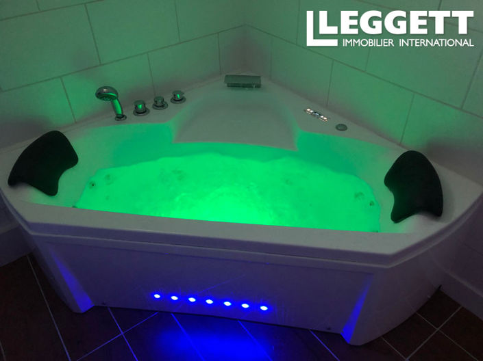 Image No.7-2 Bed House for sale