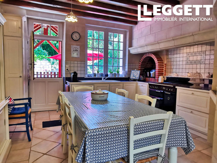 Image No.9-5 Bed House for sale