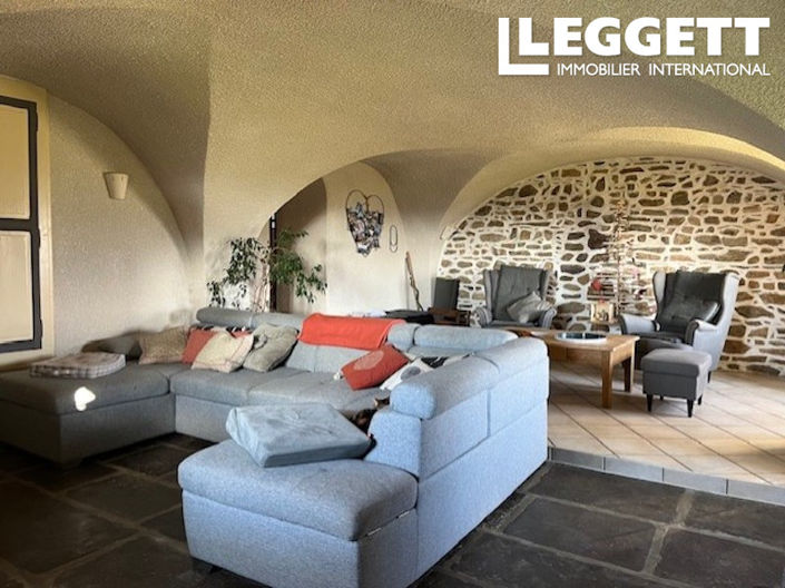 Image No.3-4 Bed House for sale