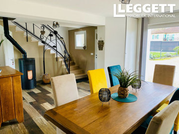 ahr0chm6ly9jzg4uagvzdglhlmltbw8vaw1hz2uvvevom