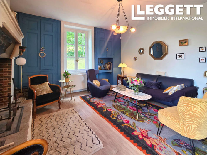 Image No.2-6 Bed House for sale