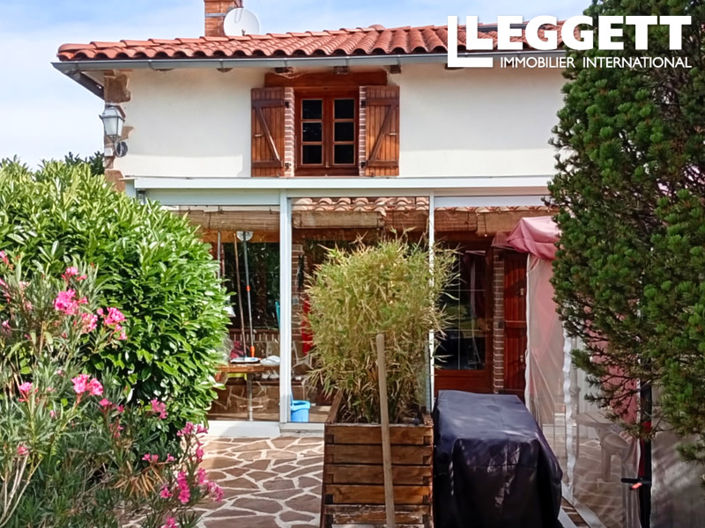 Image No.3-3 Bed House for sale