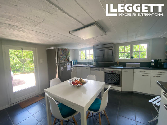 Image No.7-4 Bed House for sale