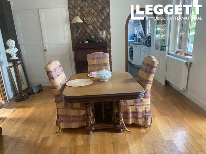 Image No.9-4 Bed House for sale