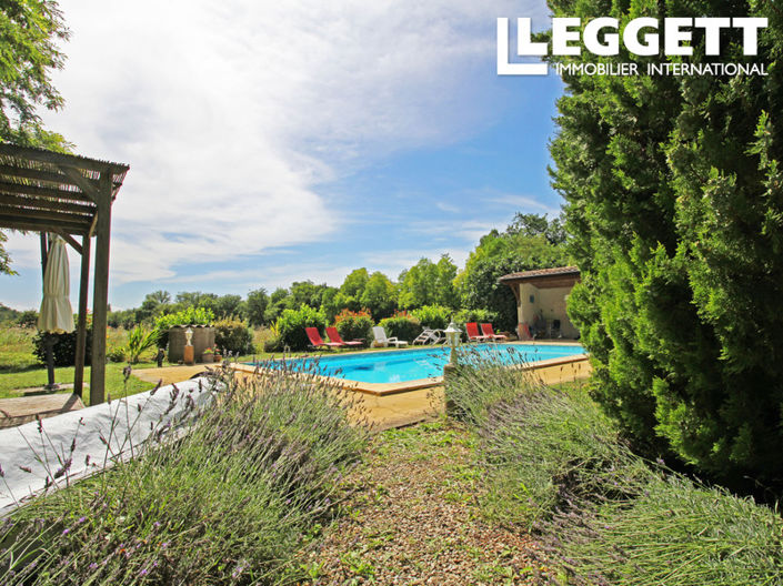 Image No.10-13 Bed House for sale