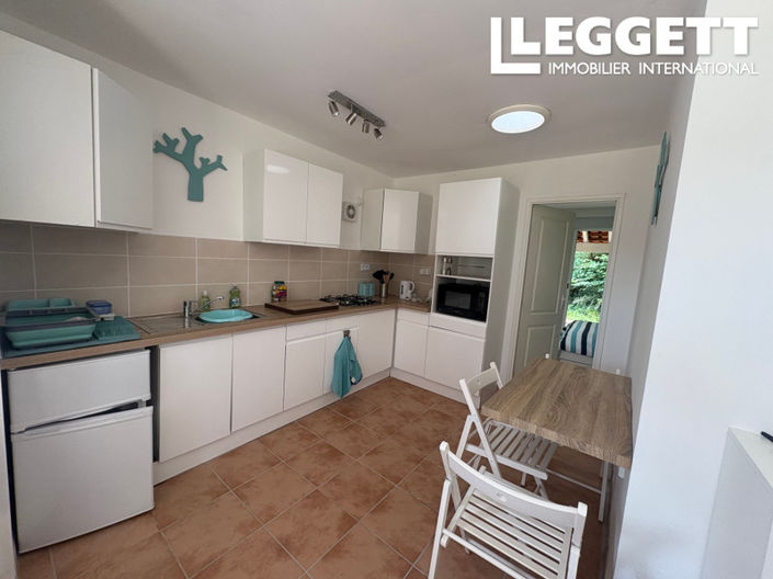 Image No.8-4 Bed House for sale