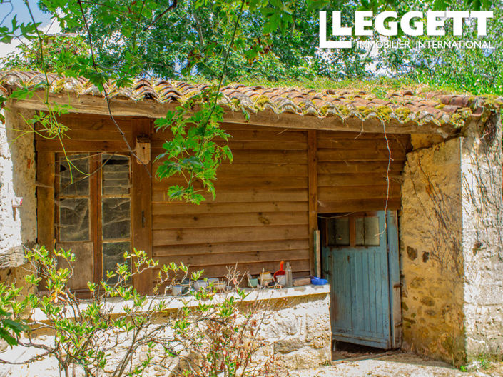 Image No.8-3 Bed House for sale