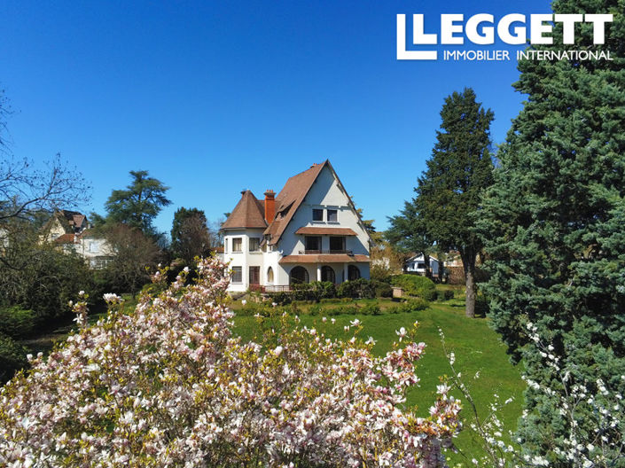 Image No.1-6 Bed Chateaux for sale
