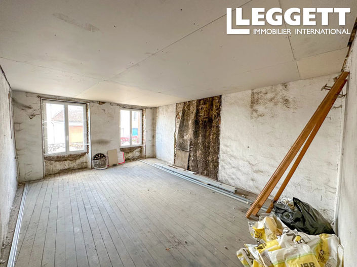 Image No.8-3 Bed House for sale