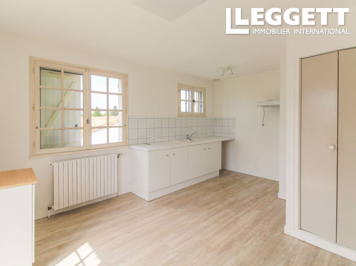 Image No.3-3 Bed House for sale