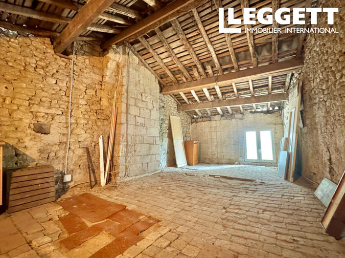 Image No.9-1 Bed House for sale