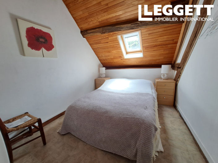 Image No.8-3 Bed House for sale