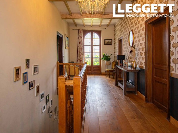 Image No.7-4 Bed House for sale