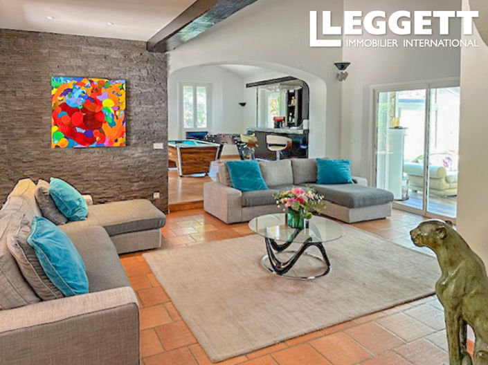 Image No.4-5 Bed House for sale