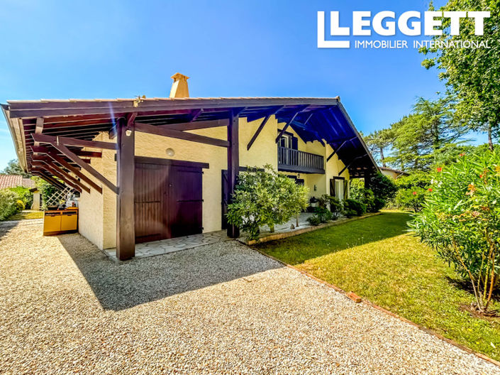 Image No.9-3 Bed House for sale