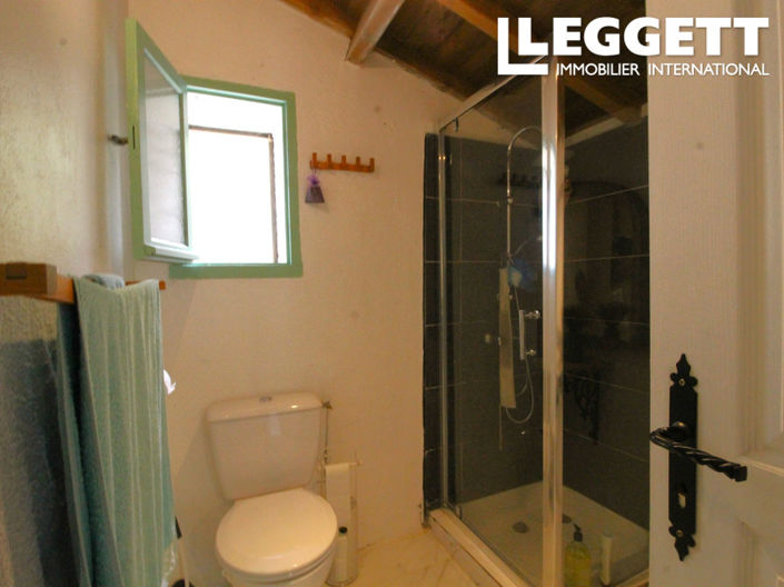 Image No.9-2 Bed House for sale