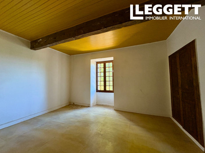 Image No.9-3 Bed House for sale