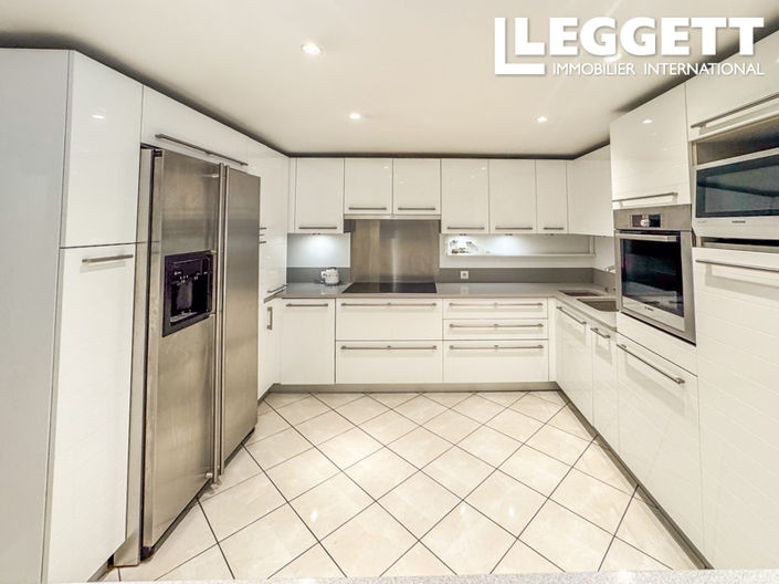 Image No.5-4 Bed Apartment for sale