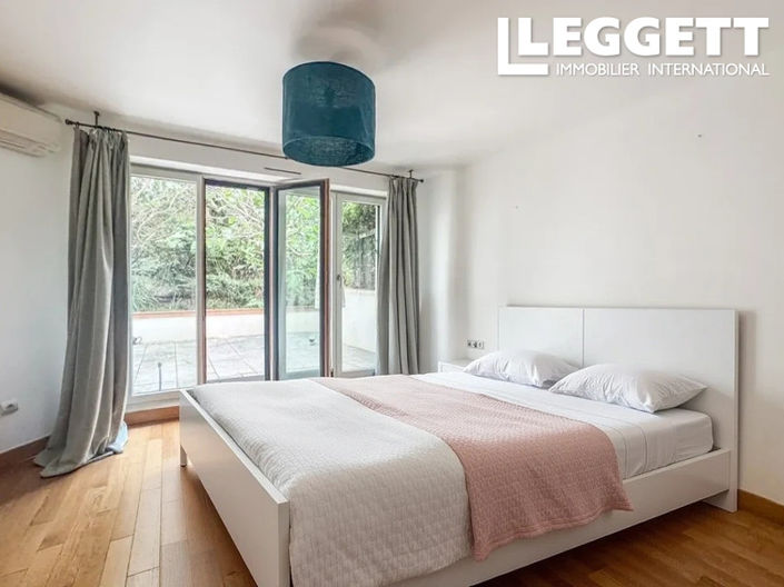 Image No.8-4 Bed Apartment for sale