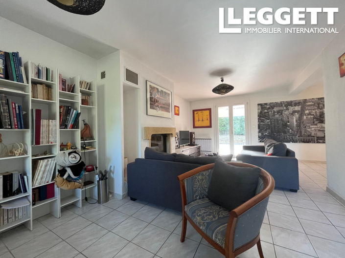 Image No.3-4 Bed House for sale