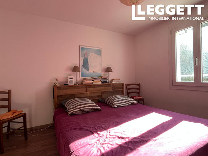 Image No.5-4 Bed House for sale