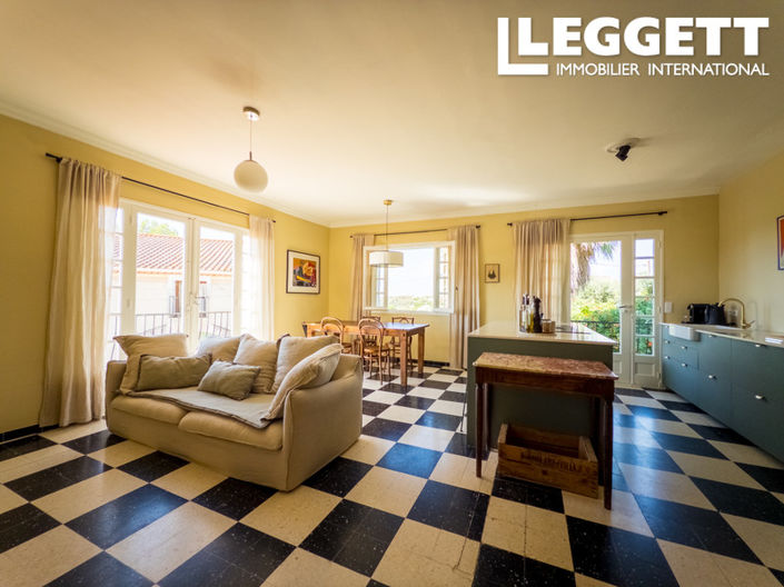 Image No.6-4 Bed House for sale