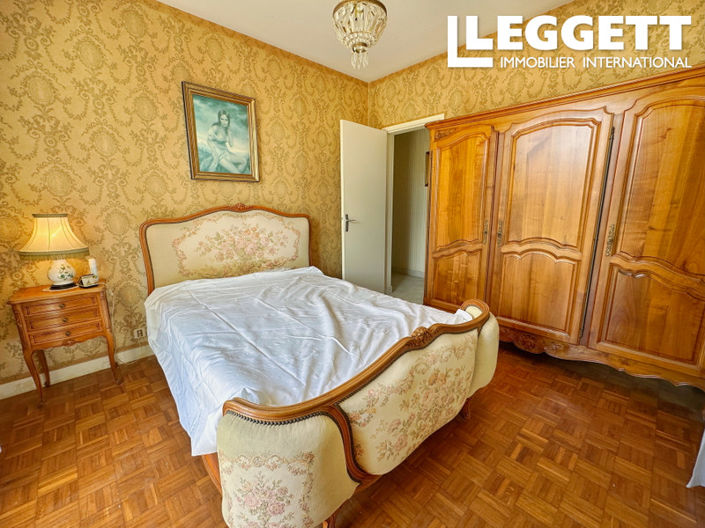 Image No.5-3 Bed House for sale