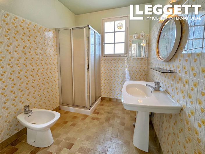 Image No.7-3 Bed House for sale