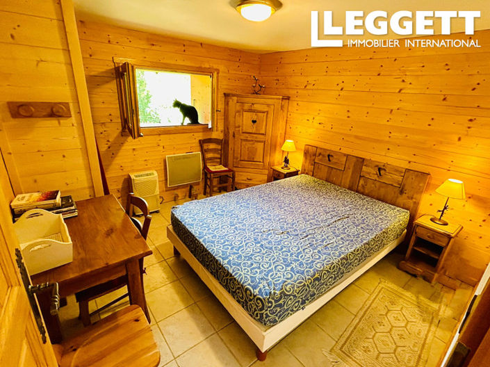 Image No.5-4 Bed House for sale