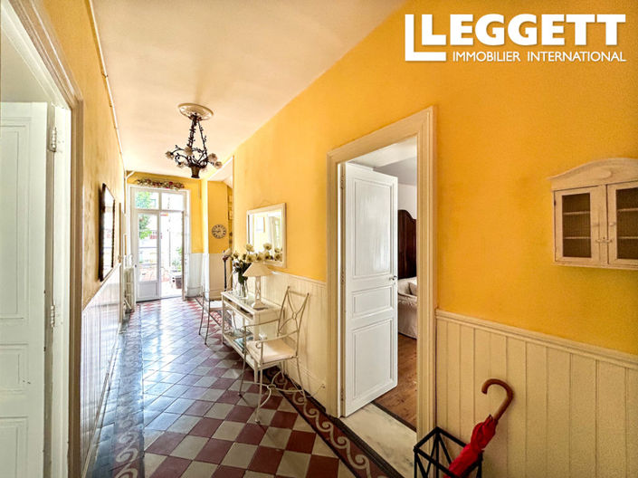 Image No.3-4 Bed House for sale