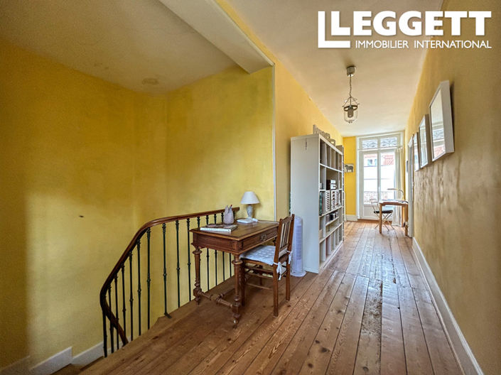 Image No.8-4 Bed House for sale