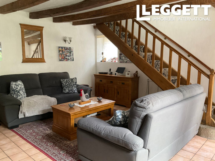 Image No.5-2 Bed House for sale