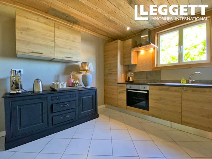 Image No.3-15 Bed House for sale