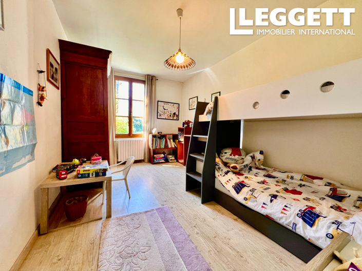 Image No.5-4 Bed House for sale