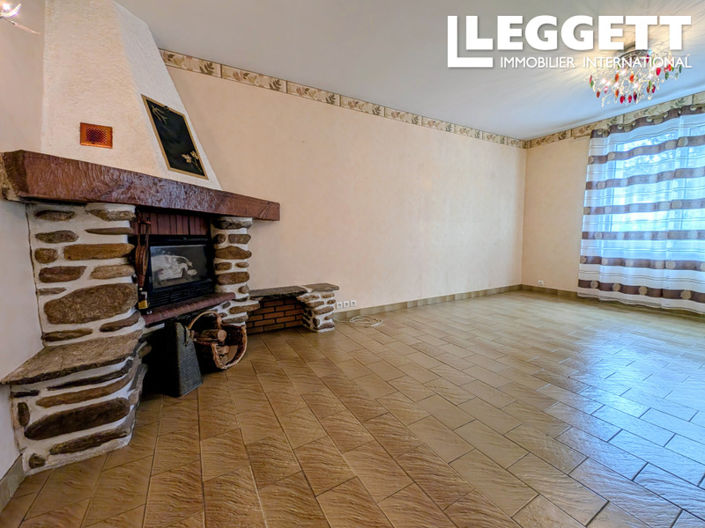 Image No.5-5 Bed House for sale